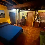 La Estrella De David, Rurales Apartamento
