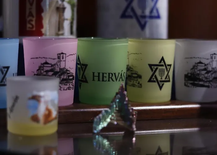 La Estrella De David, Rurales