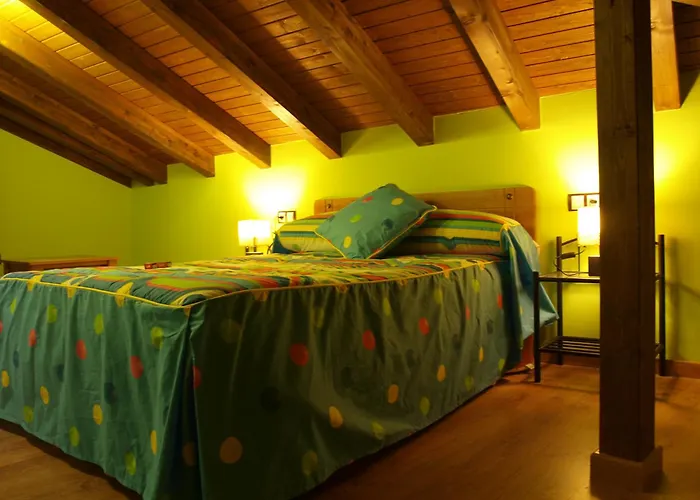 La Estrella De David, Rurales *